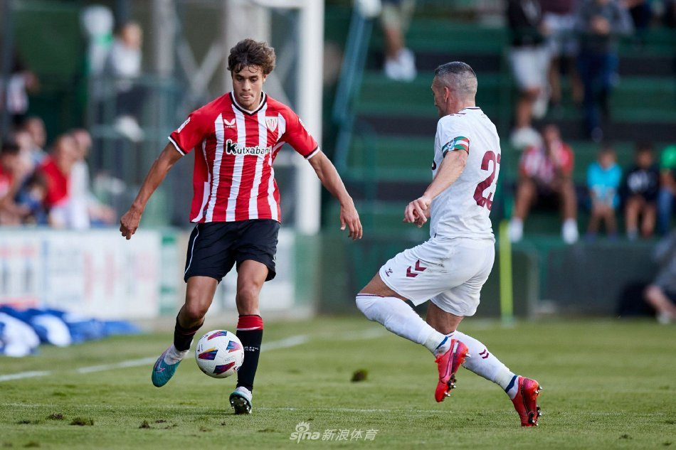 借稳定发挥 借稳定发挥